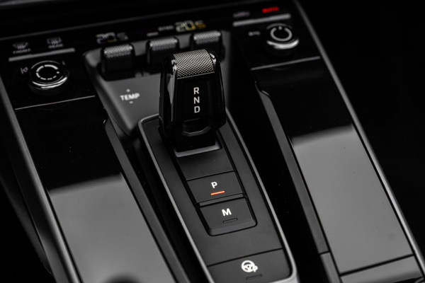 Porsche 911 3.0 Carrera 4 S 450 PK SportDesign Burmester 360 Camera Chrono Matrix LED 21''