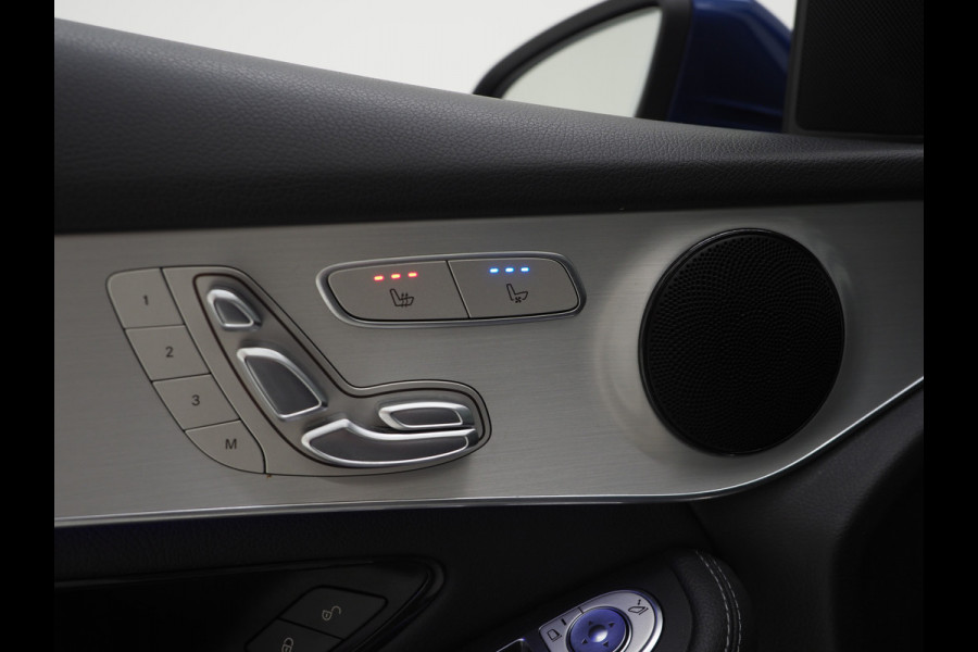 Mercedes-Benz GLC 300e 4MATIC Premium Plus | Panoramadak | Trekhaak | Massage | Leder | Stoelkoeling | Sfeerlicht | Carplay