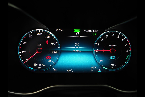 Mercedes-Benz GLC 300e 4MATIC Premium Plus | Panoramadak | Trekhaak | Massage | Leder | Stoelkoeling | Sfeerlicht | Carplay
