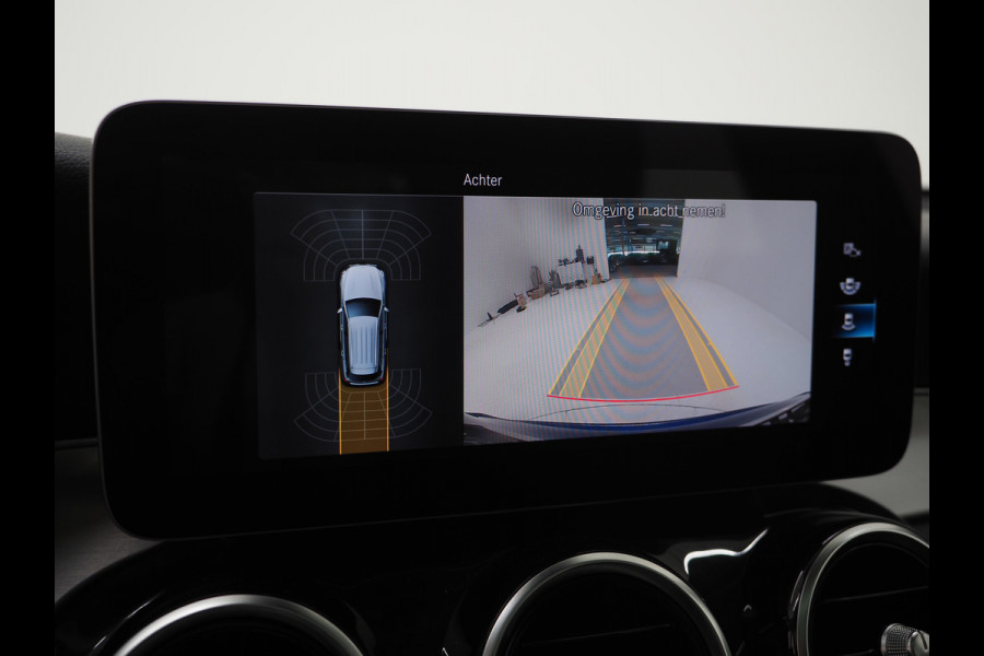 Mercedes-Benz GLC 300e 4MATIC Premium Plus | Panoramadak | Trekhaak | Massage | Leder | Stoelkoeling | Sfeerlicht | Carplay
