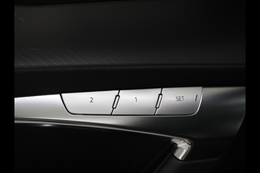 Audi A6 Avant 50 TFSI e quattro S-Line | Panoramadak | Trekhaak | Leder | Camera | Keyless | Memory | Cruise | Carplay