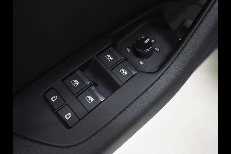 Audi A6 Avant 50 TFSI e quattro S-Line | Panoramadak | Trekhaak | Leder | Camera | Keyless | Memory | Cruise | Carplay