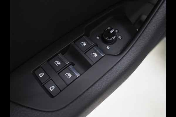 Audi A6 Avant 50 TFSI e quattro S-Line | Panoramadak | Trekhaak | Leder | Camera | Keyless | Memory | Cruise | Carplay