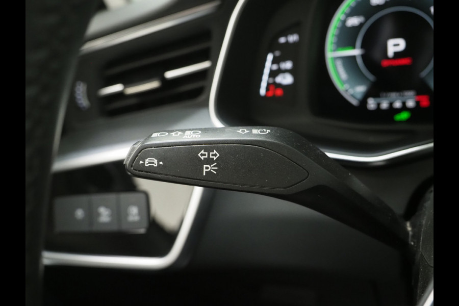 Audi A6 Avant 50 TFSI e quattro S-Line | Panoramadak | Trekhaak | Leder | Camera | Keyless | Memory | Cruise | Carplay
