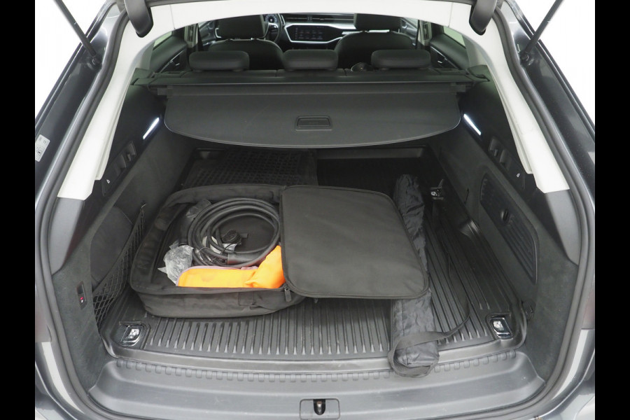 Audi A6 Avant 50 TFSI e quattro S-Line | Panoramadak | Trekhaak | Leder | Camera | Keyless | Memory | Cruise | Carplay