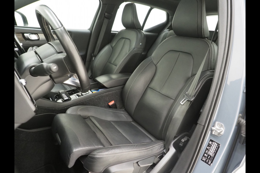 Volvo XC40 1.5 T5 Recharge R-Design | Panoramadak | Leder | Trekhaak | Harman/Kardon | Keyless | Camera | Carplay