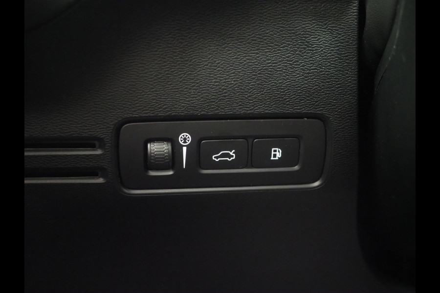 Volvo XC40 1.5 T5 Recharge R-Design | Panoramadak | Leder | Trekhaak | Harman/Kardon | Keyless | Camera | Carplay