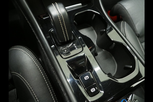 Volvo XC40 1.5 T5 Recharge R-Design | Panoramadak | Leder | Trekhaak | Harman/Kardon | Keyless | Camera | Carplay