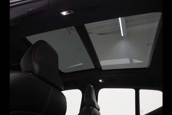 Volvo XC40 1.5 T5 Recharge R-Design | Panoramadak | Leder | Trekhaak | Harman/Kardon | Keyless | Camera | Carplay