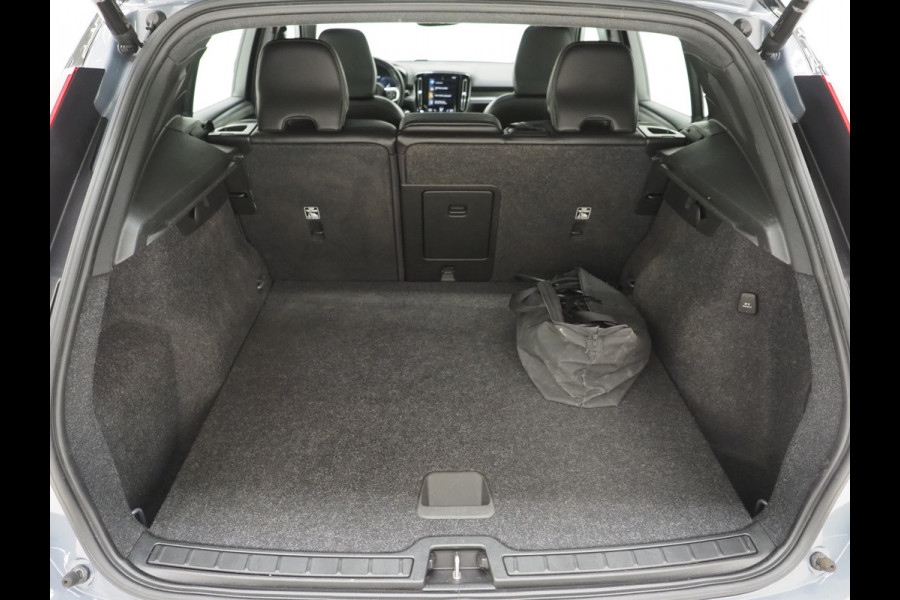 Volvo XC40 1.5 T5 Recharge R-Design | Panoramadak | Leder | Trekhaak | Harman/Kardon | Keyless | Camera | Carplay