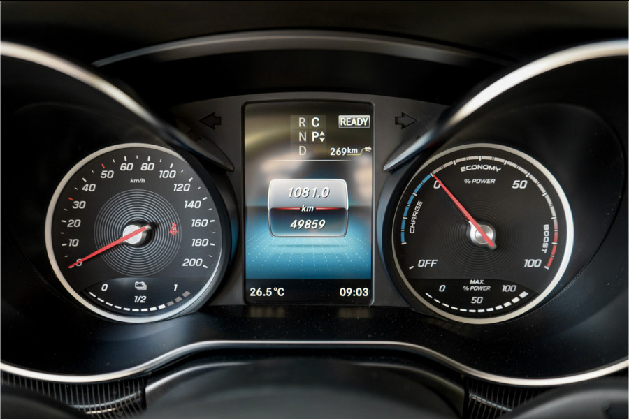 Mercedes-Benz Eqv 300 L2 90 kWh 8-Pers Luchtvering ACC 360° Elek Schuifdeur LED
