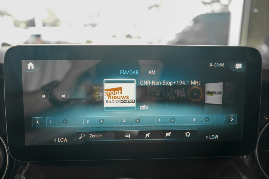 Mercedes-Benz Eqv 300 L2 90 kWh 8-Pers Luchtvering ACC 360° Elek Schuifdeur LED