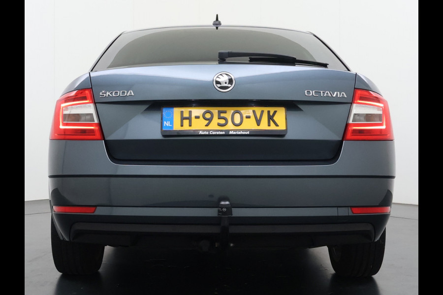 Škoda Octavia 1.0TSI 116PK Trekhaak Apple Carplay Android Navi PDC 17"LM Ecc Stoelverwarmd Cruise Control Led WLAN Bluetooth Isofix Volledig Skoda-Dealeronderhouden 1.300KG Trekgewicht 1e Eigenaar Origineel Nederlandse Auto