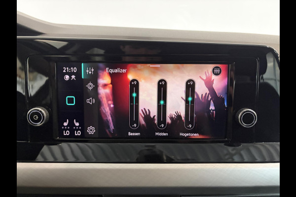 Volkswagen Golf 1.0 eTSI 110pk Automaat Life Climate control LED Lane Assist App Connect Cruise Control Climatronic Lichtmetalen Velgen Velgen Winterpakket