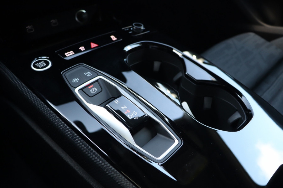 Audi A5 Avant 2.0 e-hybrid Quattro 299PK Camera