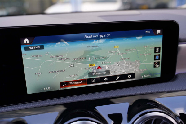 Mercedes-Benz A-Klasse 200 Business Solution AMG|Prijs rijklaar incl. 12 mnd garantie|Schuif/kanteldak Carplay PDC DAB Camera LED