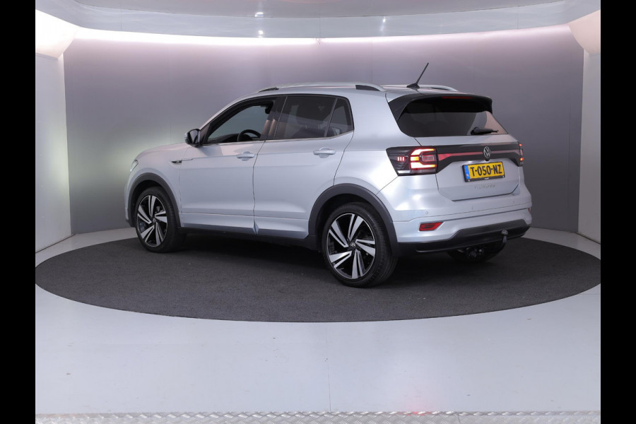Volkswagen T-Cross 1.0 TSI R-Line 110pk DSG| Camera|  Trekhaak|Navi| 18'LM-velgen