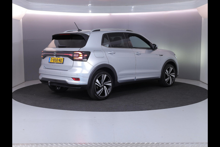 Volkswagen T-Cross 1.0 TSI R-Line 110pk DSG| Camera|  Trekhaak|Navi| 18'LM-velgen