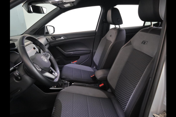 Volkswagen T-Cross 1.0 TSI R-Line 110pk DSG| Camera|  Trekhaak|Navi| 18'LM-velgen