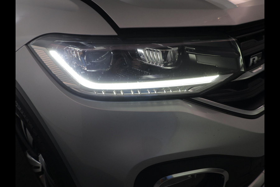 Volkswagen T-Cross 1.0 TSI R-Line 110pk DSG| Camera|  Trekhaak|Navi| 18'LM-velgen