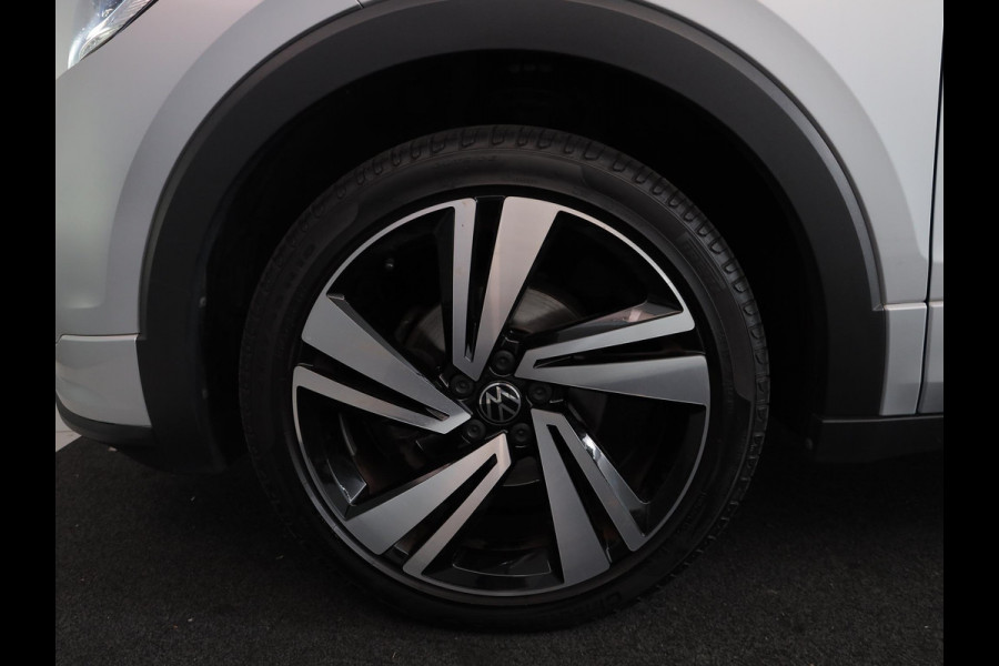Volkswagen T-Cross 1.0 TSI R-Line 110pk DSG| Camera|  Trekhaak|Navi| 18'LM-velgen