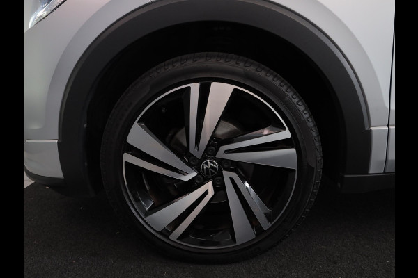 Volkswagen T-Cross 1.0 TSI R-Line 110pk DSG| Camera|  Trekhaak|Navi| 18'LM-velgen