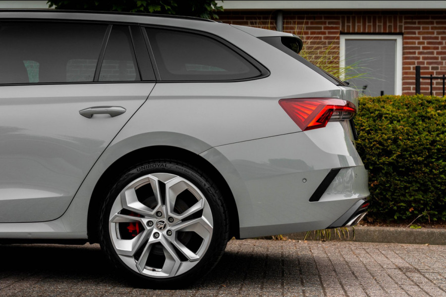 Škoda Octavia Combi 1.4 TSI RS iV PHEV Business 245 PK ACC Keyless Elek.Klep Canton Camera 19''