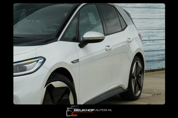 Volkswagen ID.3 First Max 58 kWh Panorama Trekhaak Cam 92.5%
