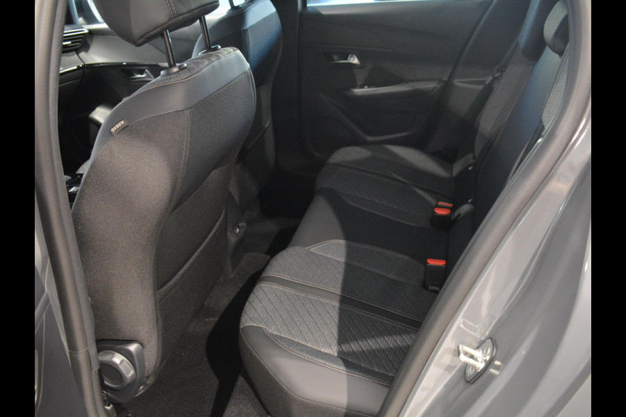 Peugeot 208 1.2 Hybrid 110 e-DCS6 Allure | Navigatie | Camera