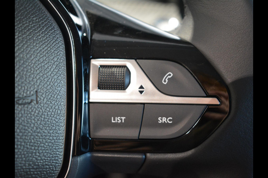 Peugeot 208 1.2 Hybrid 110 e-DCS6 Allure | Navigatie | Camera