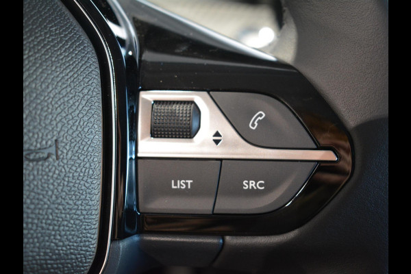 Peugeot 208 1.2 Hybrid 110 e-DCS6 Allure | Navigatie | Camera
