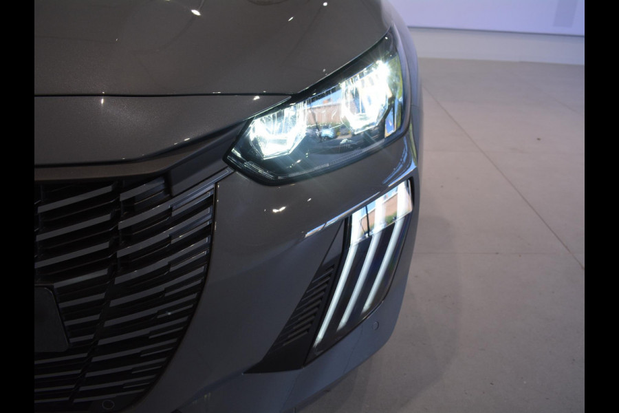 Peugeot 208 1.2 Hybrid 110 e-DCS6 Allure | Navigatie | Camera