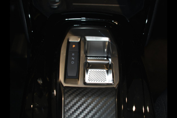 Peugeot 208 1.2 Hybrid 110 e-DCS6 Allure | Navigatie | Camera