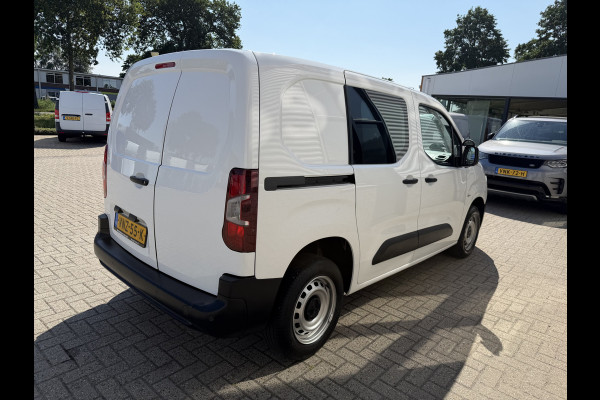 Peugeot Partner 1.2 PureTech Premium / vaste prijs rijklaar € 11.750 ex btw / lease vanaf € 198 / airco / cruise control / pdc achter / navigatie / raam in de schuifdeur / euro 6 !