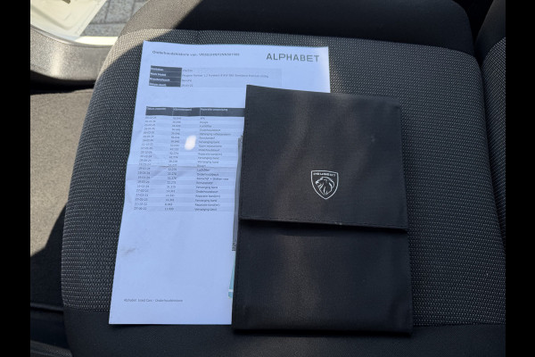 Peugeot Partner 1.2 PureTech Premium / vaste prijs rijklaar € 11.750 ex btw / lease vanaf € 198 / airco / cruise control / pdc achter / navigatie / raam in de schuifdeur / euro 6 !