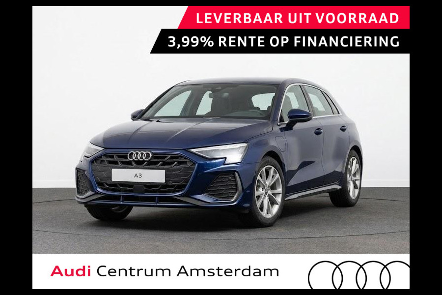 Audi A3 Sportback S edition 40 TFSI e 204 pk | Assis.pak Driving+Parking plus | Warmtewerend glas donker tint | Ambient sfeerverlichting | Adaptive Cruise Control |