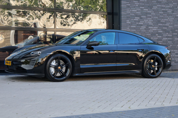 Porsche Taycan 79 kWh | BTW | BOSE | PASSANGER DISPLAY | 360 | SPORT CHRONO | ACC |  21'' |