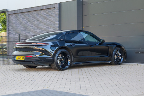 Porsche Taycan 79 kWh | BTW | BOSE | PASSANGER DISPLAY | 360 | SPORT CHRONO | ACC |  21'' |
