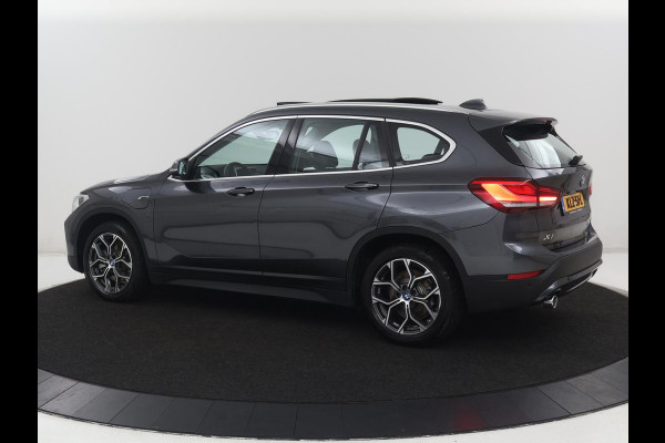 BMW X1 xDrive25e | Panaramadak | Camera | Cruise control | Climate control | Buetooth | Navigatie | DAB+