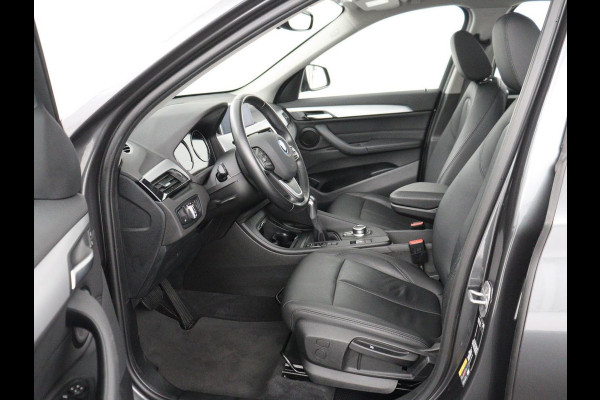 BMW X1 xDrive25e | Panaramadak | Camera | Cruise control | Climate control | Buetooth | Navigatie | DAB+