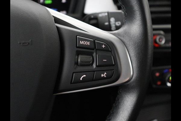 BMW X1 xDrive25e | Panaramadak | Camera | Cruise control | Climate control | Buetooth | Navigatie | DAB+
