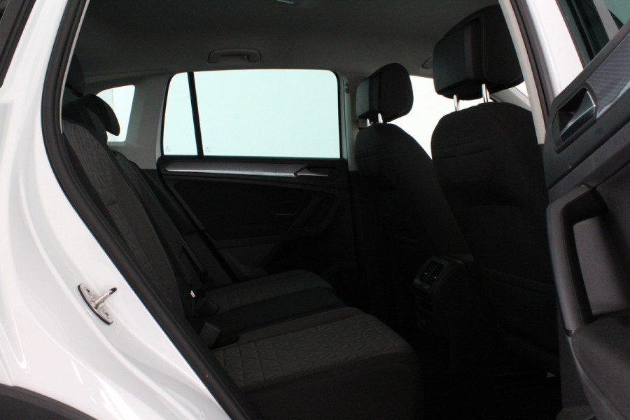 Volkswagen Tiguan 1.4 TSI eHybrid Life Edition > 245pk/Camera/Winterpakket/ACC/All season banden...
