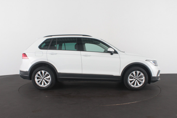 Volkswagen Tiguan 1.4 TSI eHybrid Life Edition > 245pk/Camera/Winterpakket/ACC/All season banden...