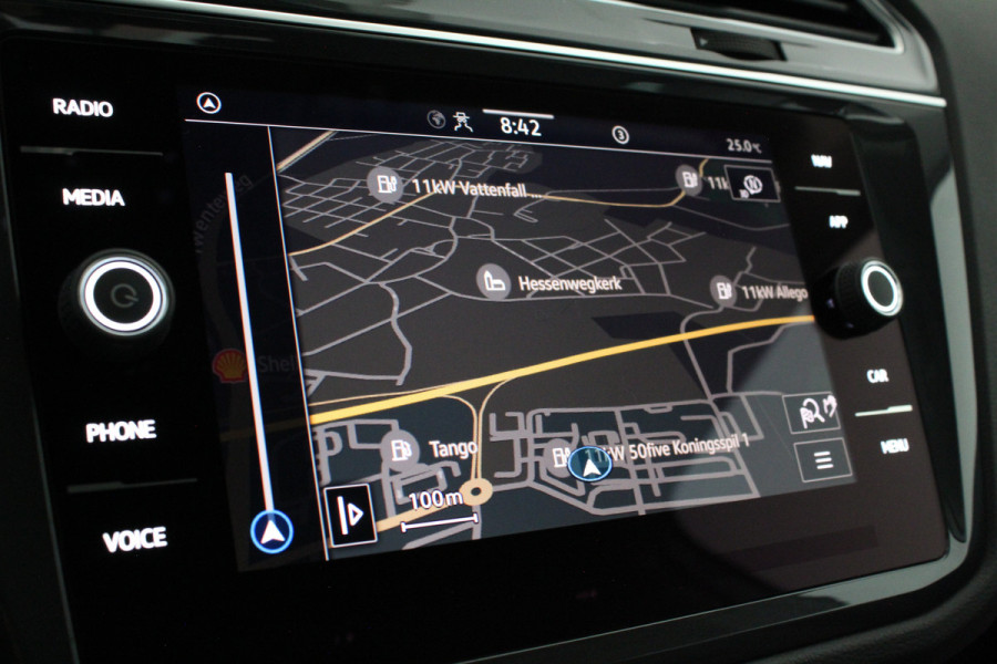 Volkswagen Tiguan 1.4 TSI eHybrid Life Edition > 245pk/Camera/Winterpakket/ACC/All season banden...