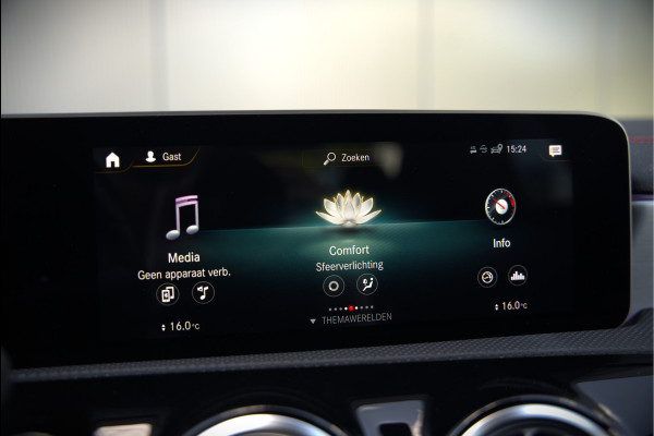 Mercedes-Benz CLA-Klasse 180 Business Solution AMG | Stoelverwarming | Parkeersensoren | Navigatie | Cruise Control | Ambiance Verlichting | Keyless | Camera | Climate Control