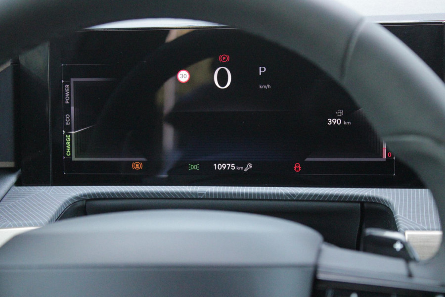 Lancia Ypsilon 1.2 Hybrid 110PK AUTOMAAT LX | CAMERA VOOR + ACHTER | PARKEERSENSOREN VOOR + ACHTER | DRIVE PACK: ADAPTIVE CRUISE CONTROL/DODEHOEK DETECTIE/ELEKTRISCH INKLAPBARE BUITENSPIEGELS/SPROTIEF STUURWIEL | SFEER VERLICHTING | CLIMATE CONTROL | DRAADLOZE APPLE CARPLAY/ANDROID AUTO | DRAADLOZE TELEFOONLADER | 17"  LICHTMETALEN VELGEN "DIAMOND CUT" | WIELKASTEN "GLOSSY BLACK" | PRIVACY GLAS ACHTER | PREMIUM STOELBEKLEDING "GRIGIO ANTRACITE" | KLEUR: "BIANCO QUARZO" |
