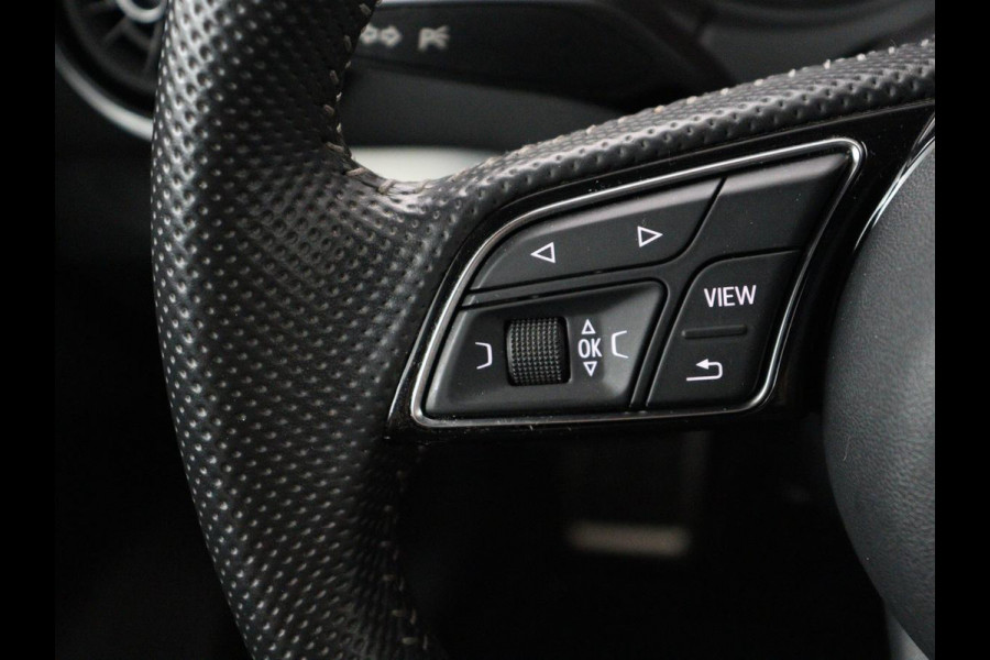 Audi A3 Sportback 30 TFSI Advance Sport | S-Line | Stoelverwarming | Parkeerhulp | Cruise control | Navigatie | Bluetooth | Climate control | Full LED