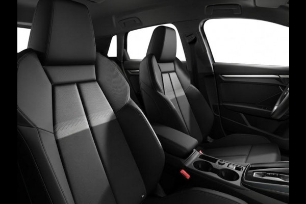 Audi A3 Sportback Advanced edition 30 TFSI 116 pk | Assis.pak Driving+Parking plus | 17 inch lichtmetalen velgen | Elektrisch verstelbare en verwarmbare buitenspiegels | Sportstoelen |