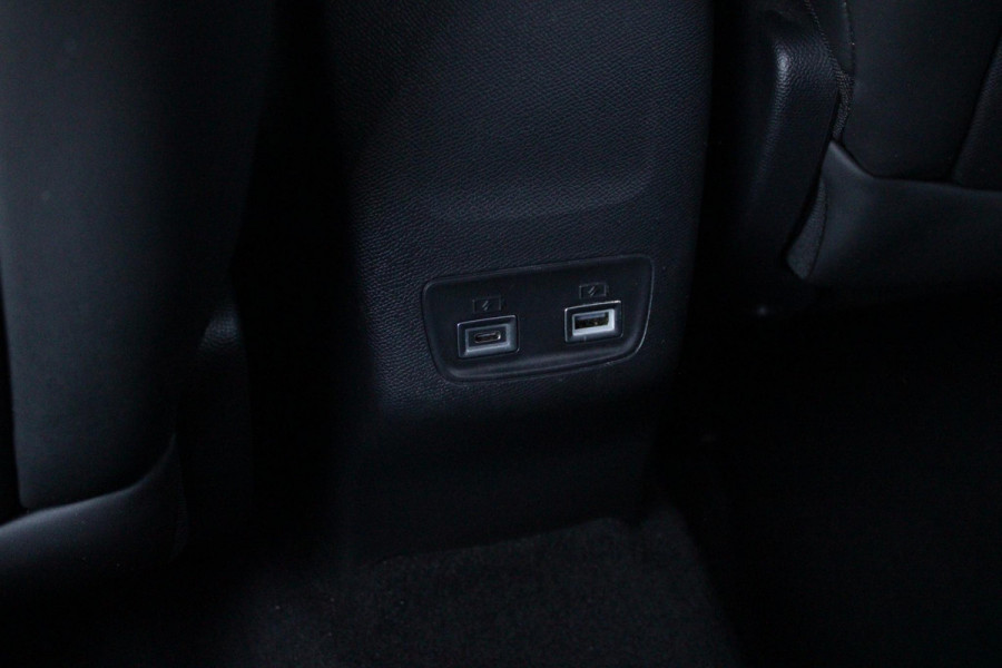 Peugeot 208 1.2 Hybrid 145PK AUTOMAAT GT PACK | ELEKTRISCH BEDIENBARE BESTUURDERSSTOEL MET MASSAGE FUNCTIE | ALCANTARA BEKLEDING | STOEL VERWARMING | CRUISE CONTROL | DAB+ RADIO | APPLE CARPLAY/ANDROID AUTO | FULL LED KOPLAMPEN | KEYLESS ENTRY/START | 17" LICHTMETALEN VELGEN | CLIMATE CONTROL | PARKEERSENSOREN VOOR + ACHTER | ACHTERUITRIJ CAMERA |