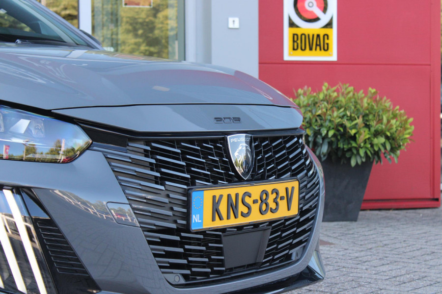 Peugeot 208 1.2 Hybrid 145PK AUTOMAAT GT PACK | ELEKTRISCH BEDIENBARE BESTUURDERSSTOEL MET MASSAGE FUNCTIE | ALCANTARA BEKLEDING | STOEL VERWARMING | CRUISE CONTROL | DAB+ RADIO | APPLE CARPLAY/ANDROID AUTO | FULL LED KOPLAMPEN | KEYLESS ENTRY/START | 17" LICHTMETALEN VELGEN | CLIMATE CONTROL | PARKEERSENSOREN VOOR + ACHTER | ACHTERUITRIJ CAMERA |